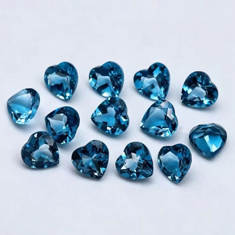 Jewelry Making In London - Topazio Blu di Londra Naturale Taglio