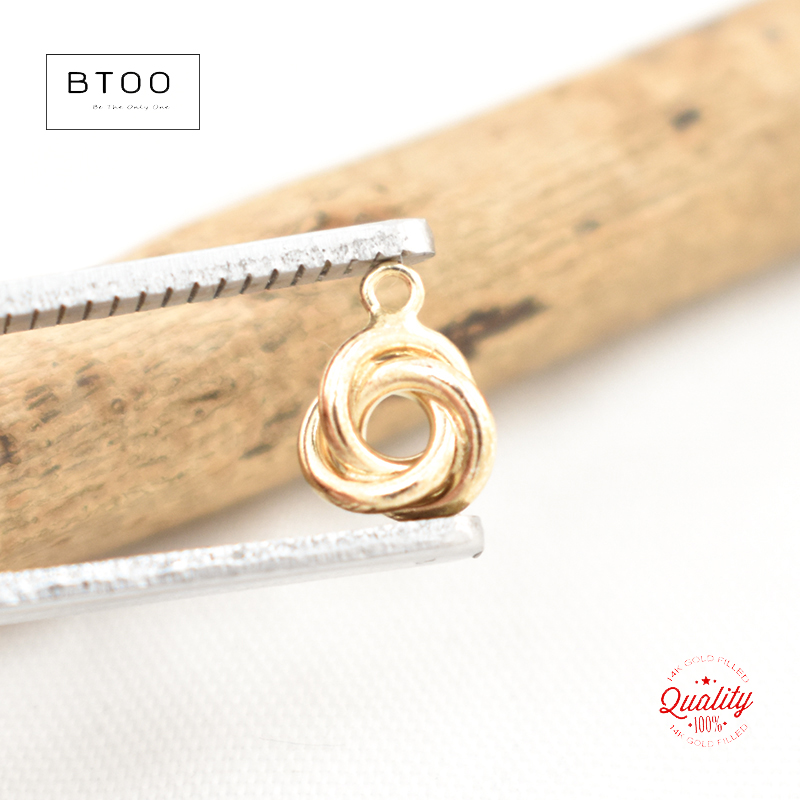 Ciondolo Nodo d'Amore in Oro 1 - Jewelry Making Knots recensione e prezzo